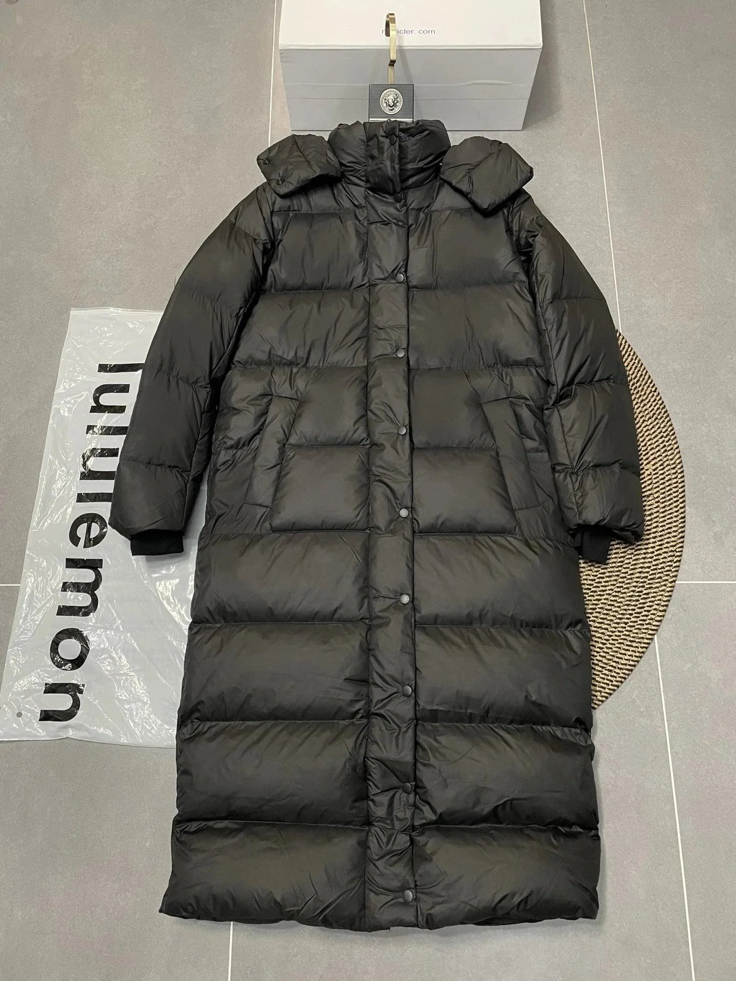 1:1 Batch 经典百搭时尚羽绒服023