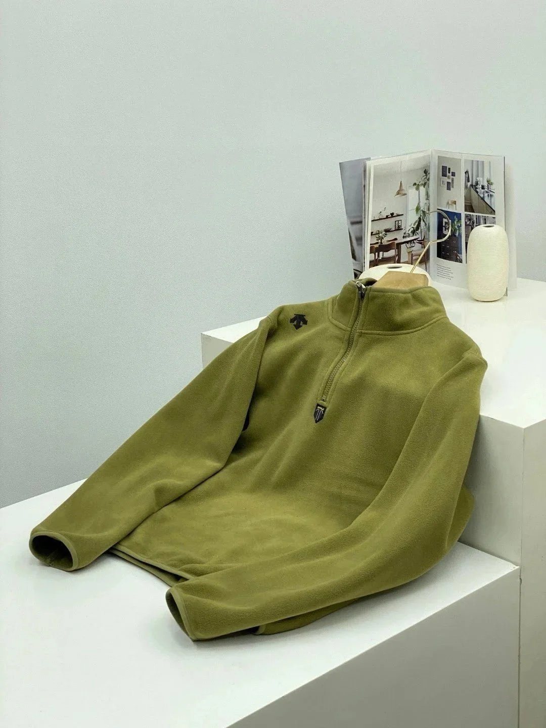Descente Hoodies & Sweatshirts Logo Hoodie and Quarter-Zip Sweatshirt image 8