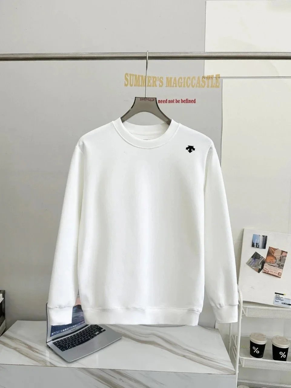 Descente Hoodies & Sweatshirts Logo Hoodie and Quarter-Zip Sweatshirt — DE-18