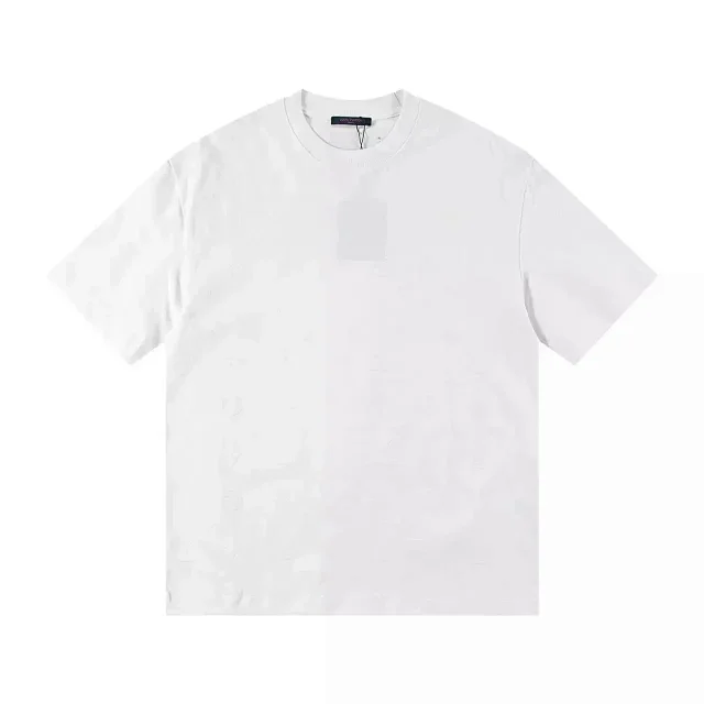 Louis Vuitton T-Shirts Short-Sleeve Graphic Logo Print product detail image 18