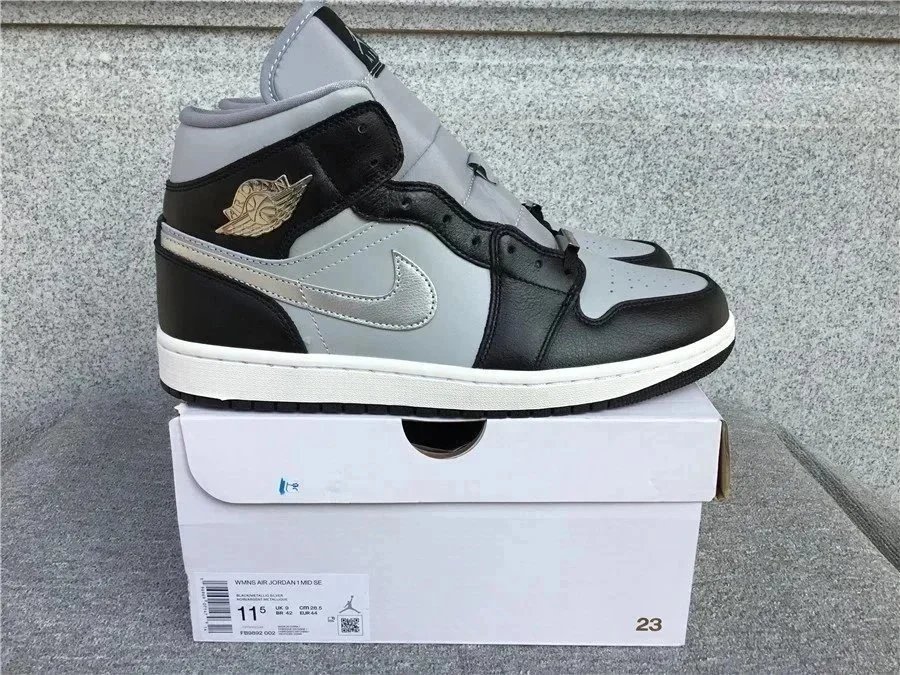 C-L Version Casual Shoes Sneakers Top Version 136
