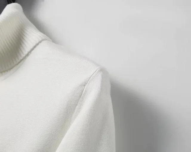 Moncler Knitwear Turtleneck logo-patch knit sweater product detail image 7