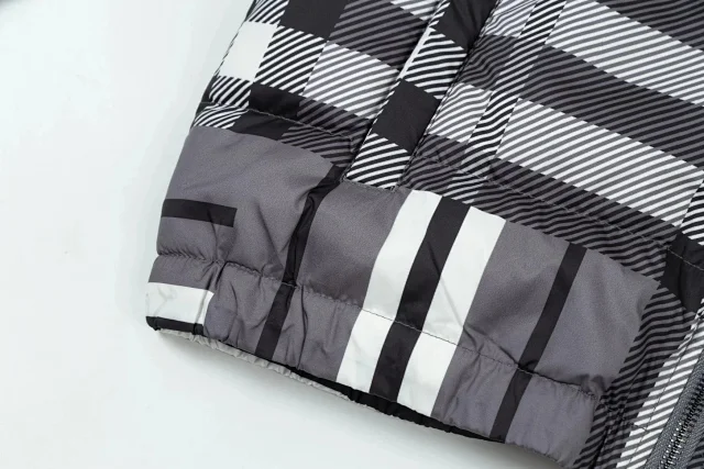 Burberry Down Jackets Hooded jacket product detail image 5