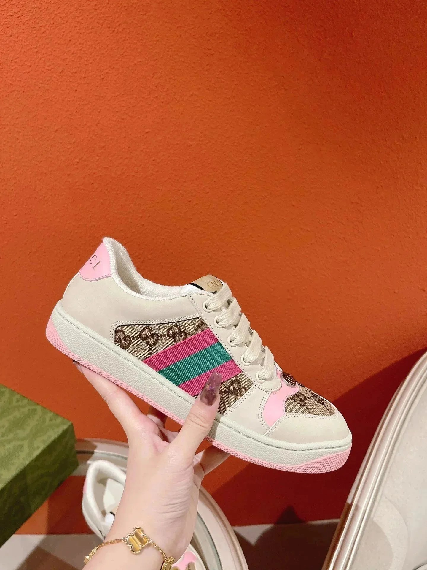 1:1 Batch C-L Version Casual Shoes Sneakers Top Version 182
