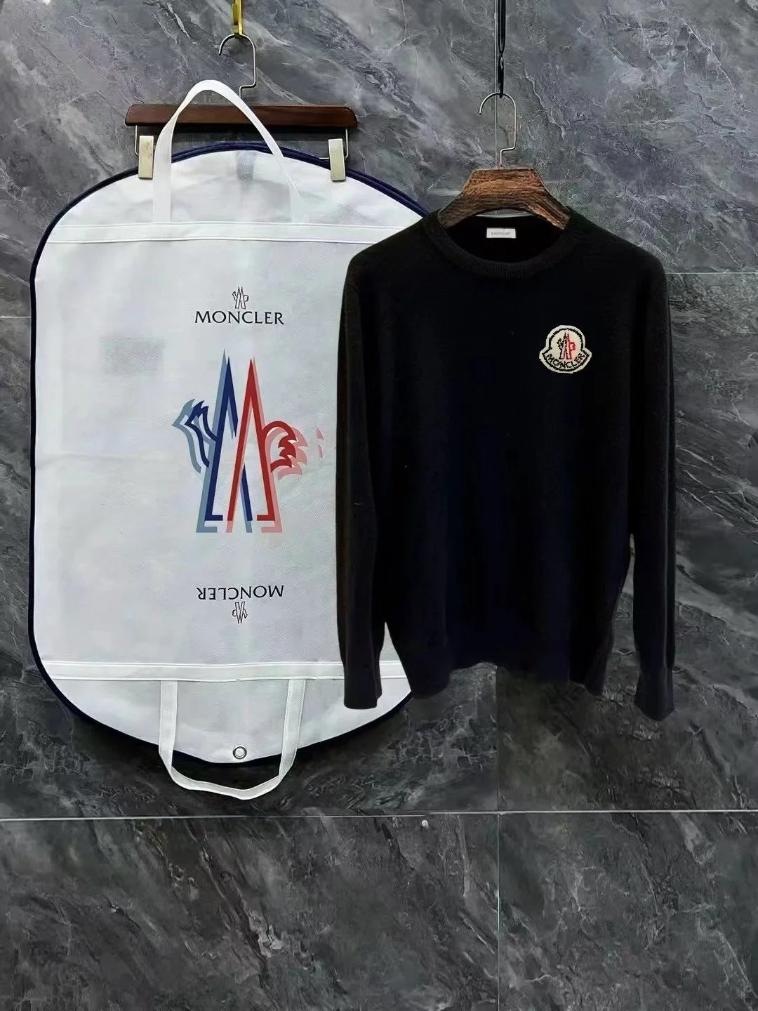 Moncler Knitwear Turtleneck logo-patch knit sweater — 0515028YPC
