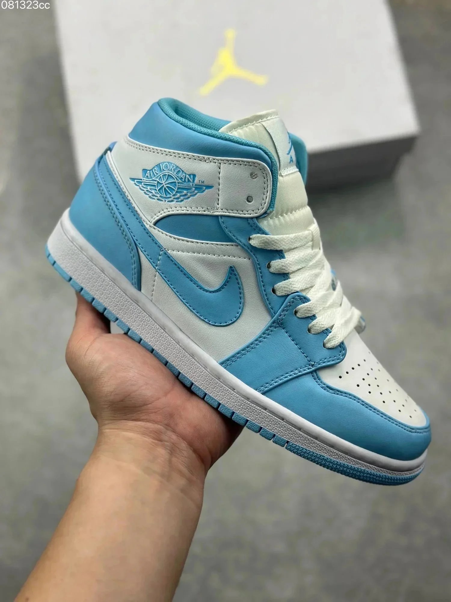 经典百搭休闲运动鞋 02