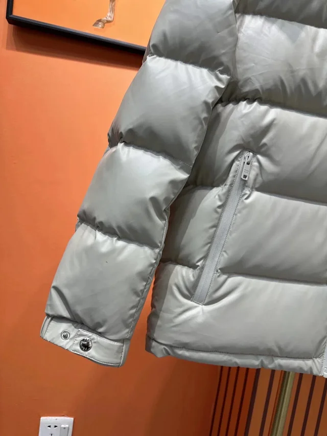 Prada Down Jackets product detail image 6