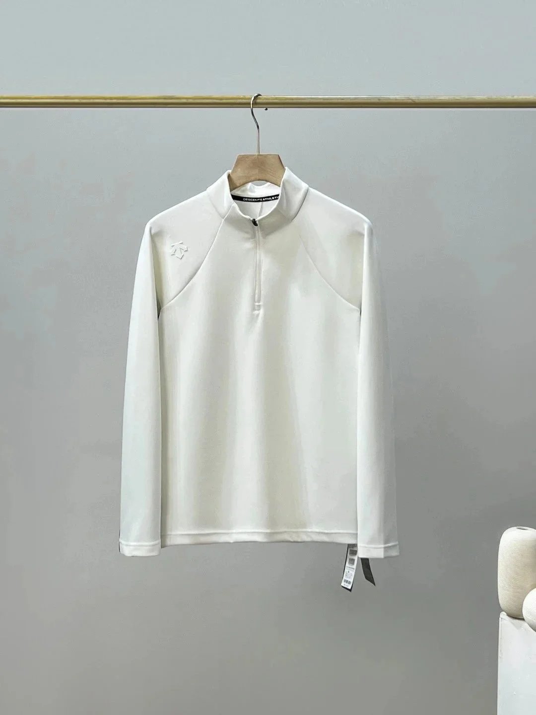 Descente Hoodies & Sweatshirts Logo Hoodie and Quarter-Zip Sweatshirt image 15