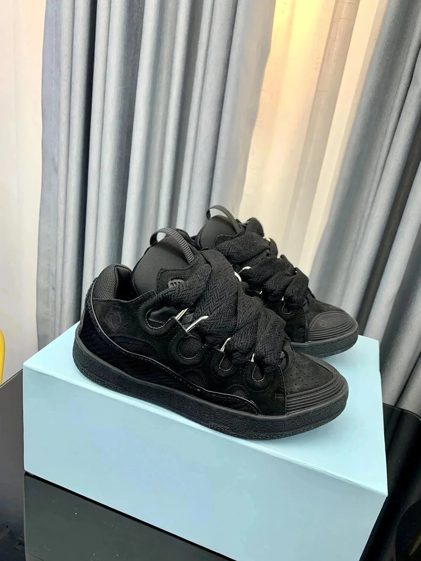 1:1 Batch C-L Version Casual Shoes Sneakers Top Version 186