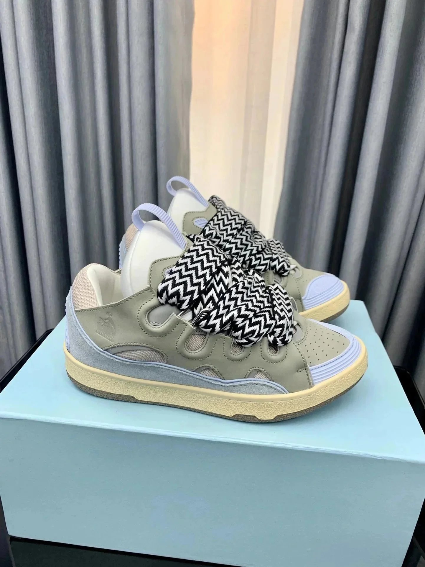 1:1 Batch C-L Version Casual Shoes Sneakers Top Version 186