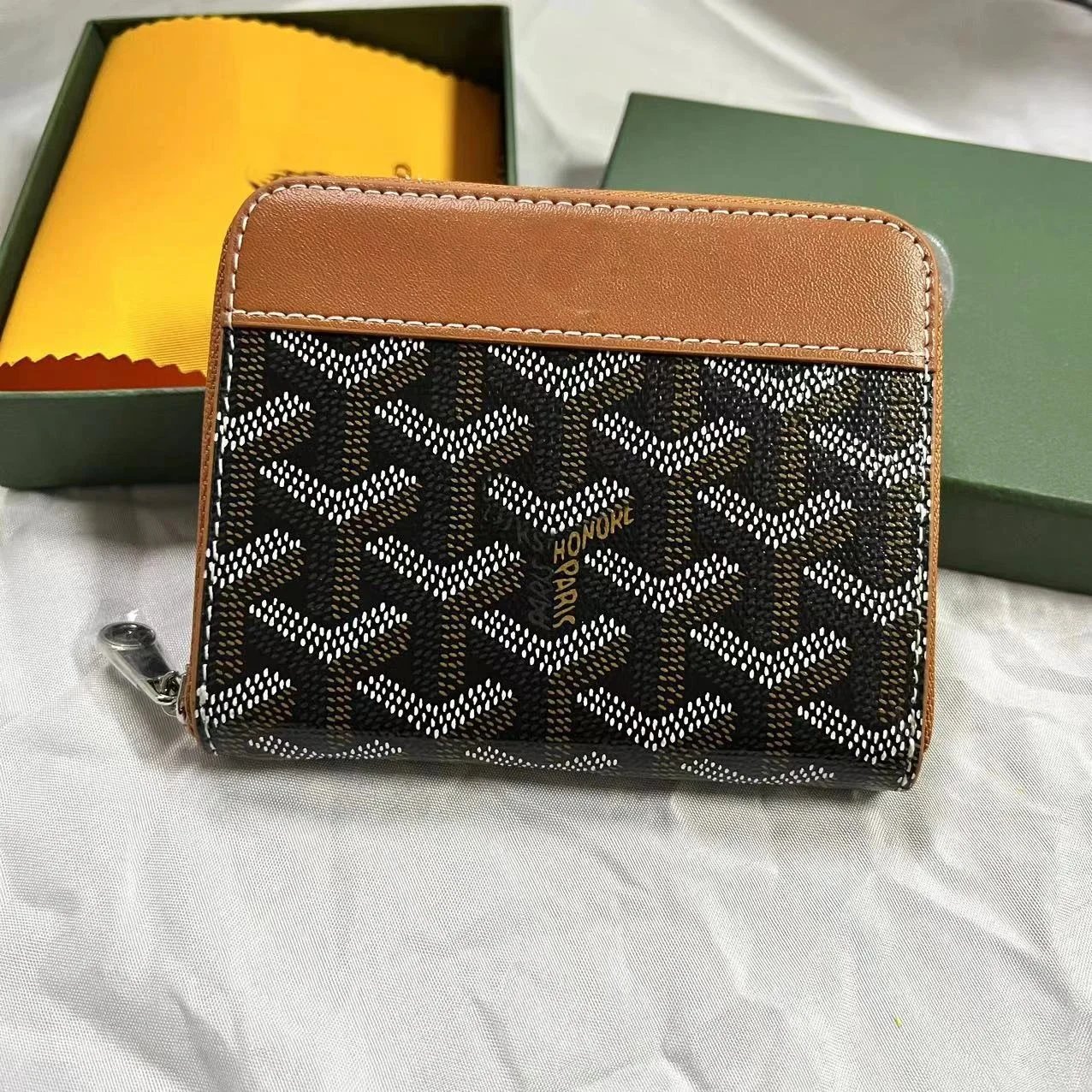 Goyard Wallets & Card Holders Chevron-Pattern Passport Holder and — 033(11cm*10cm)