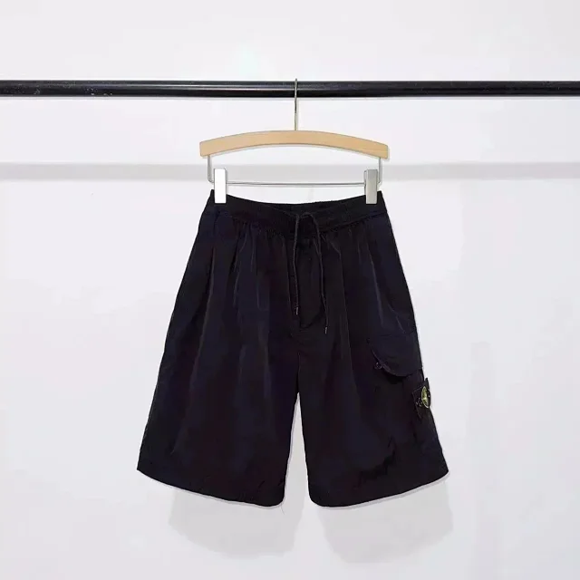 Stone Island Shorts Cargo with compass badge product detail image 12