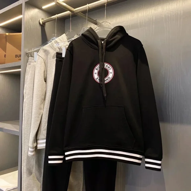 Burberry Hoodies & Sweatshirts Logo-Print Hooded Sweatshirt product detail image 24