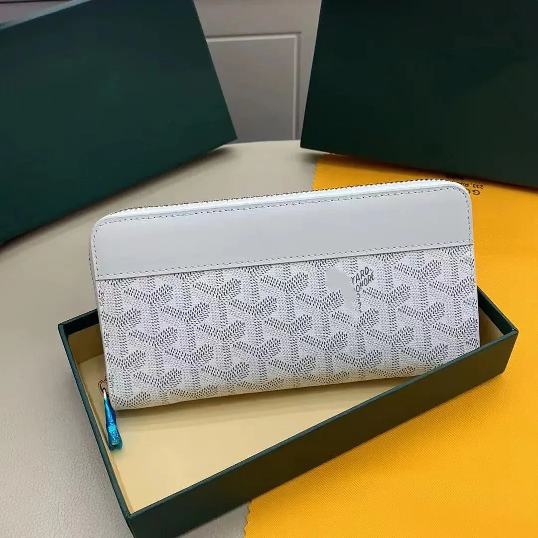 Goyard Wallets & Card Holders Chevron-Pattern Passport Holder and — 039
