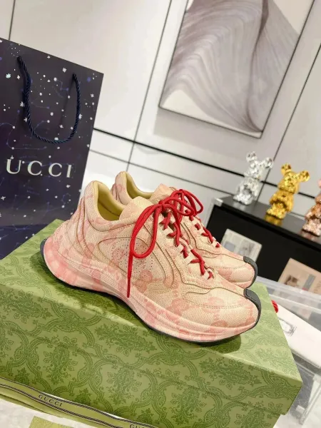 Gucci Rhyton Pink and Beige Chunky Sneakers - 9