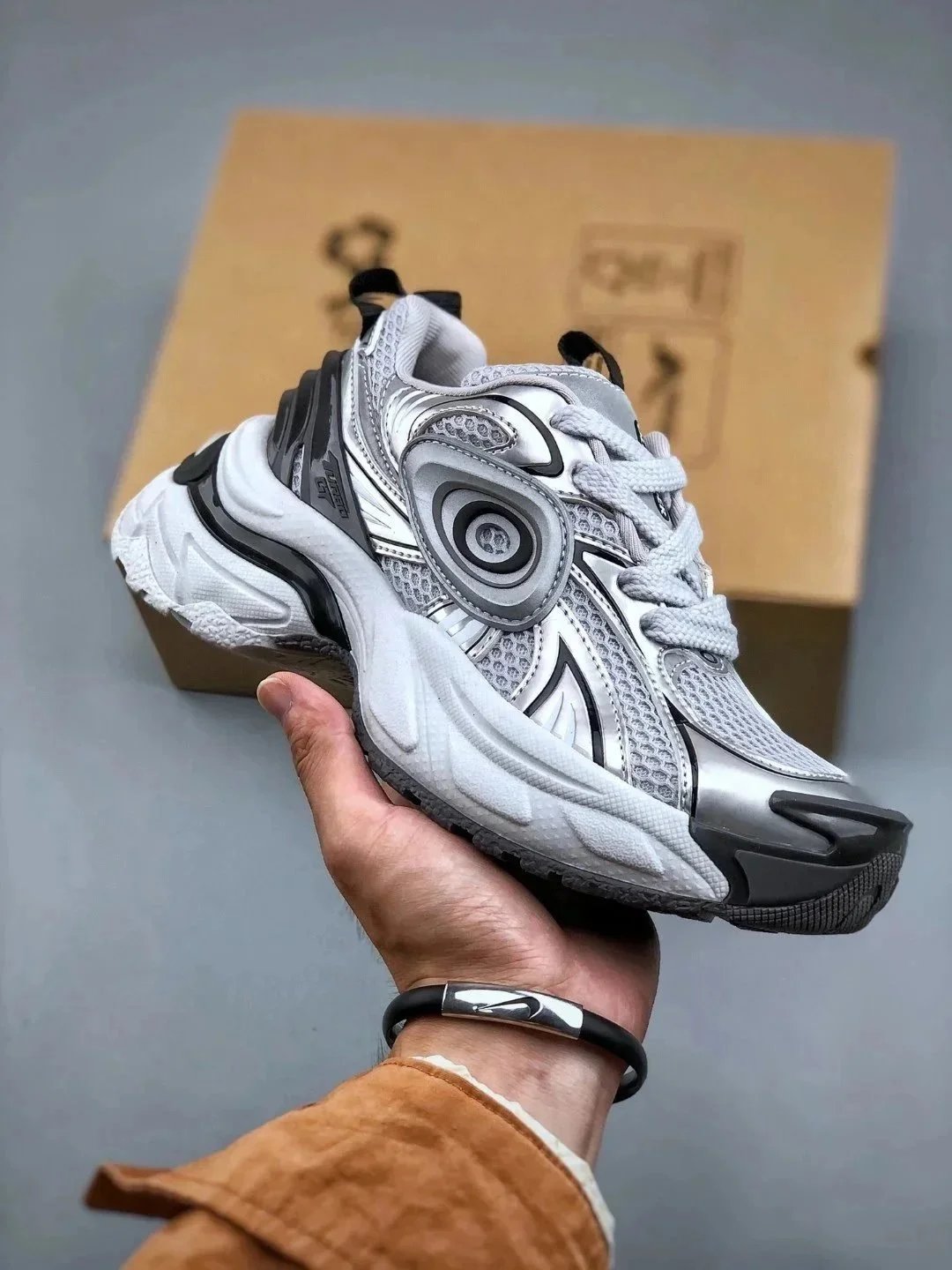 经典百搭休闲运动鞋 05