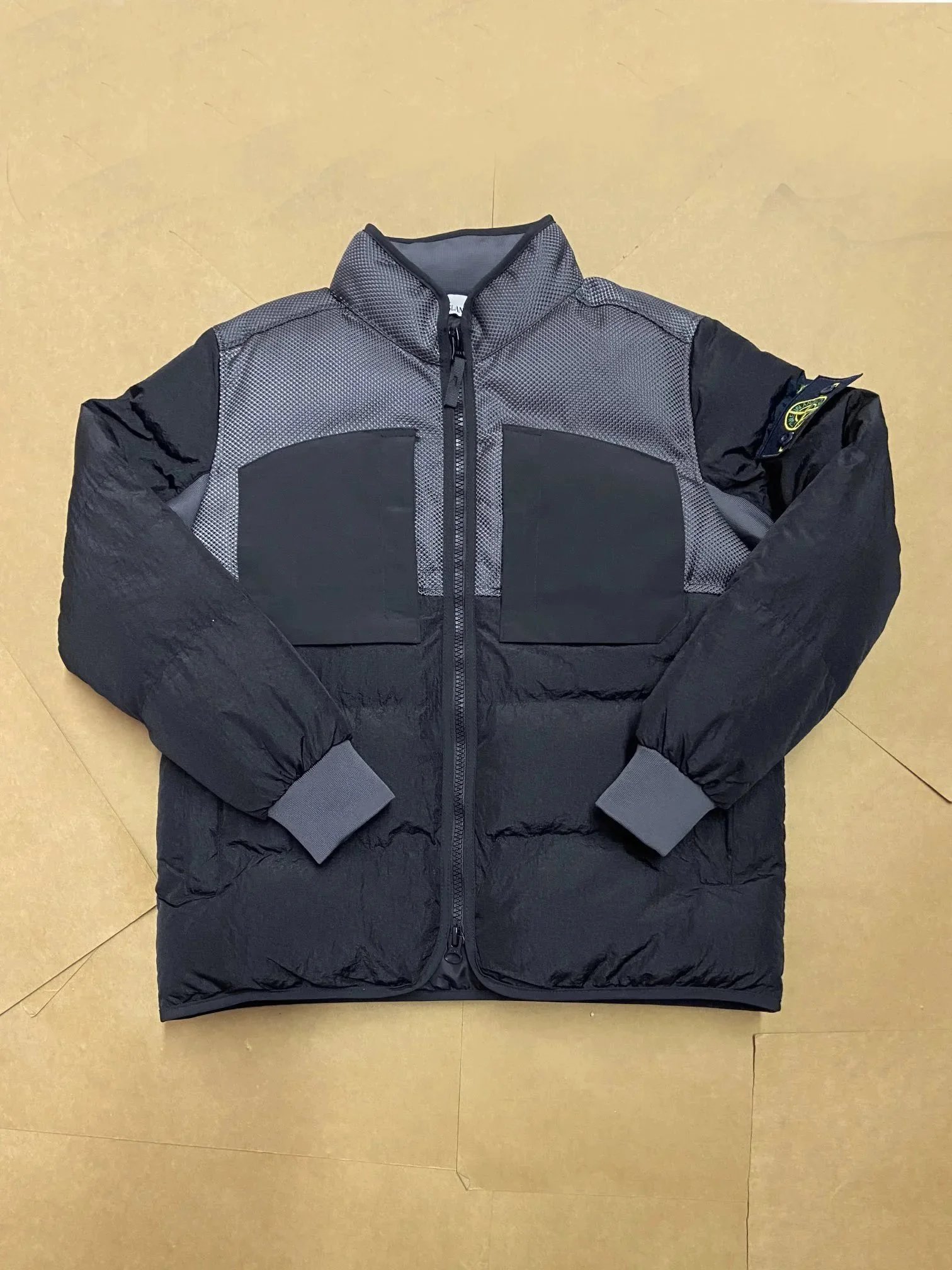 经典百搭时尚羽绒服001