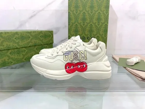 Gucci x Disney Rhyton Doraemon White and Red Sneakers Chunky Sneakers - 10