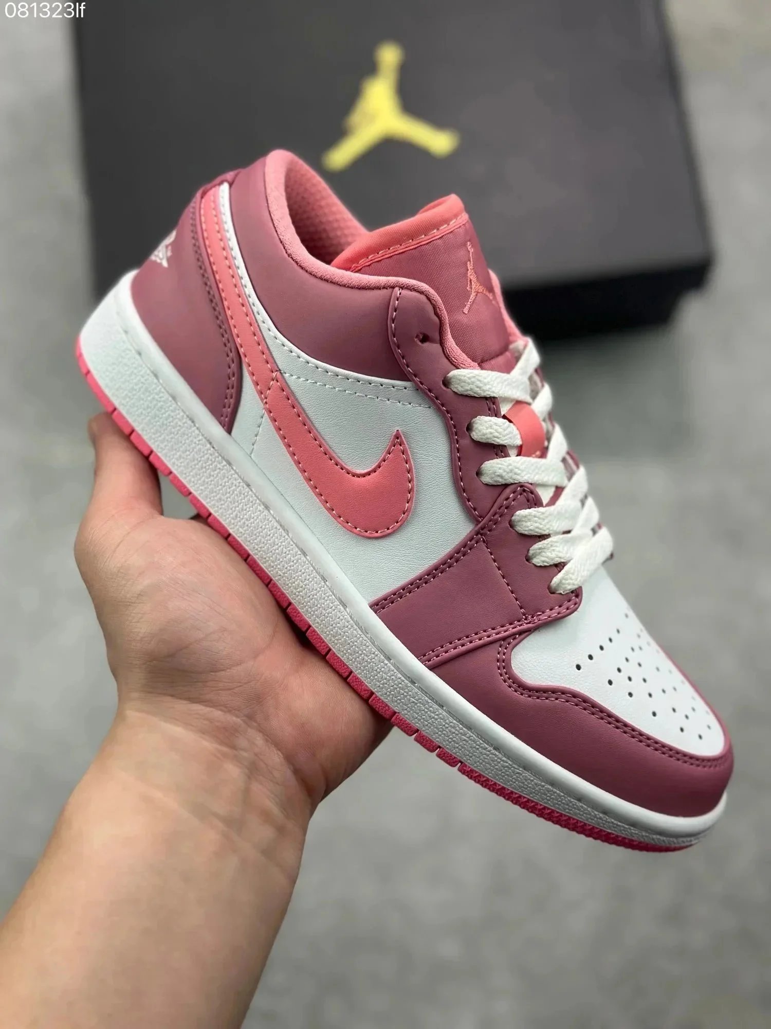 Jordan Air Jordan 1 Mid （20+）