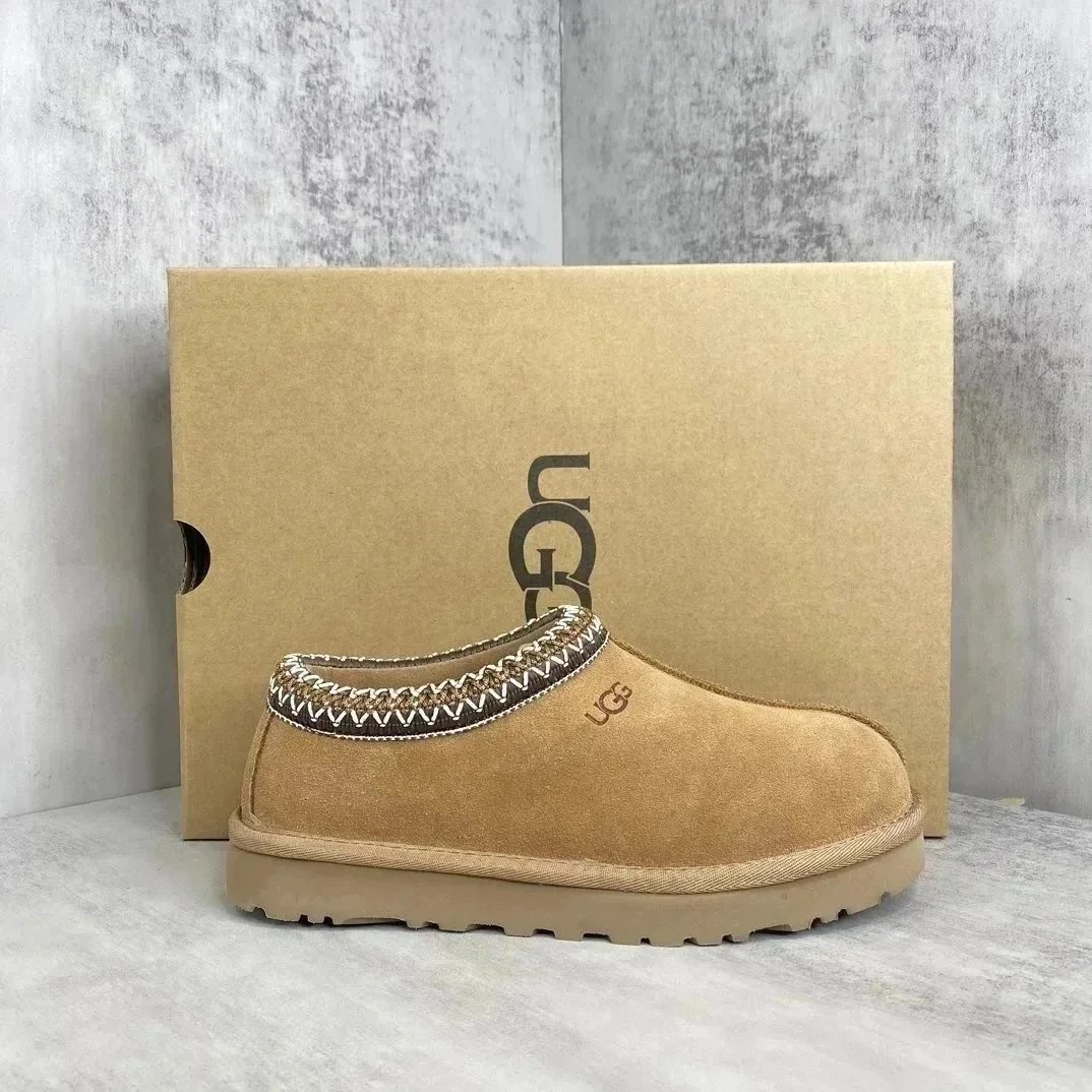 UGG Classic（30+）