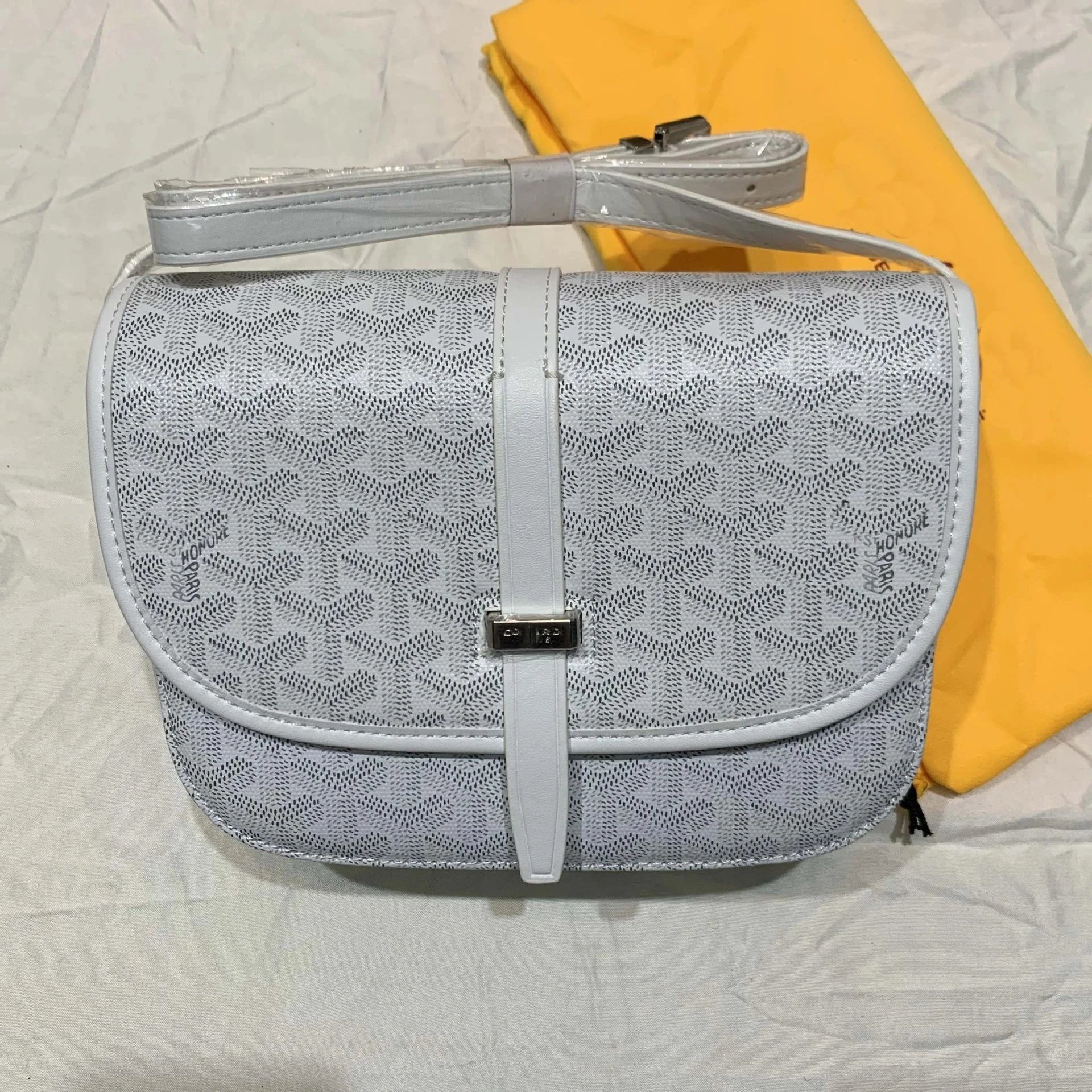 Goyard Wallets & Card Holders Chevron-Pattern Passport Holder and — 025(21cm*15cm*9cm)