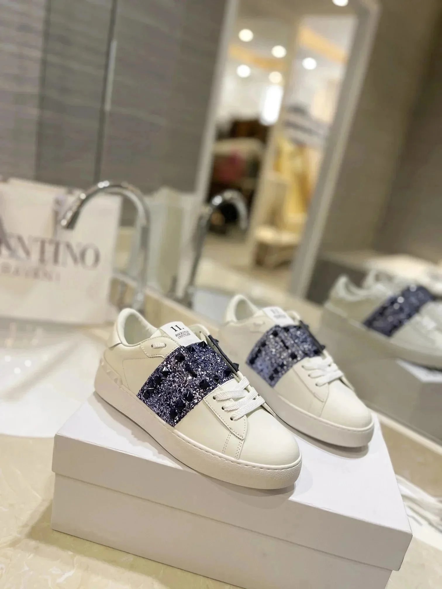 C-L Version Casual Shoes Sneakers Top Version 063 – QC photos preview | CnFans  | 7535765763