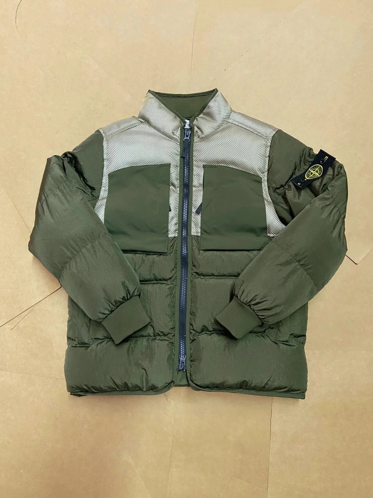 经典百搭时尚羽绒服001
