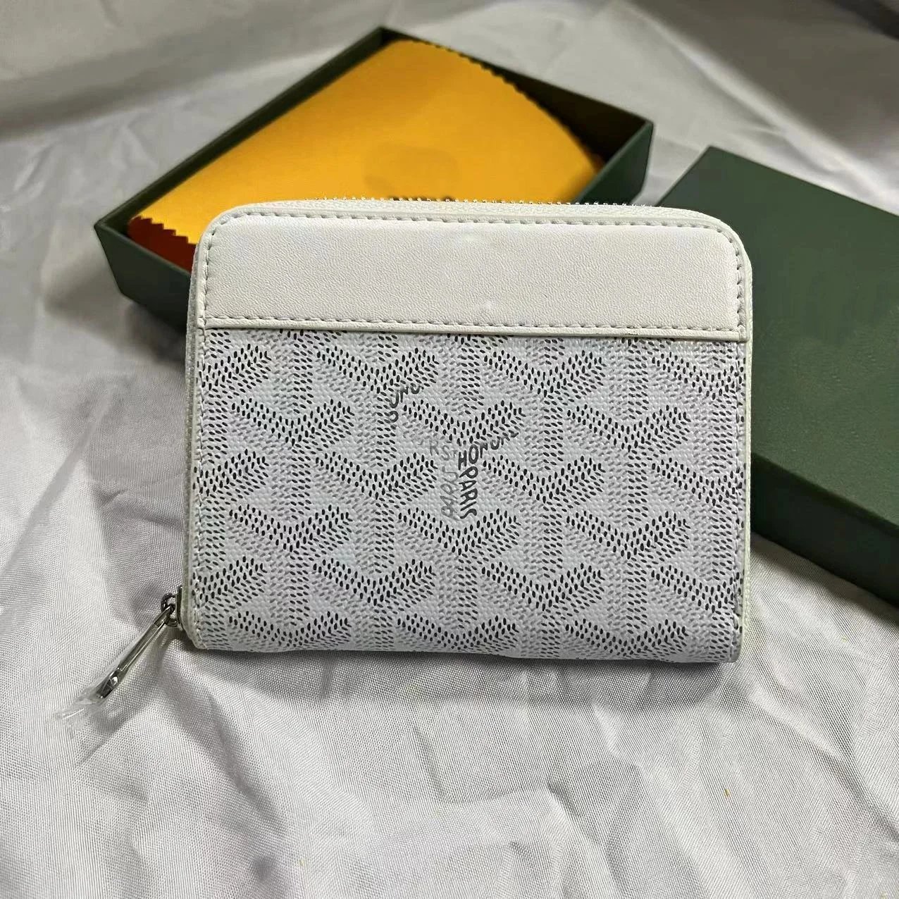 Goyard Wallets & Card Holders Chevron-Pattern Passport Holder and — 036(11cm*10cm)