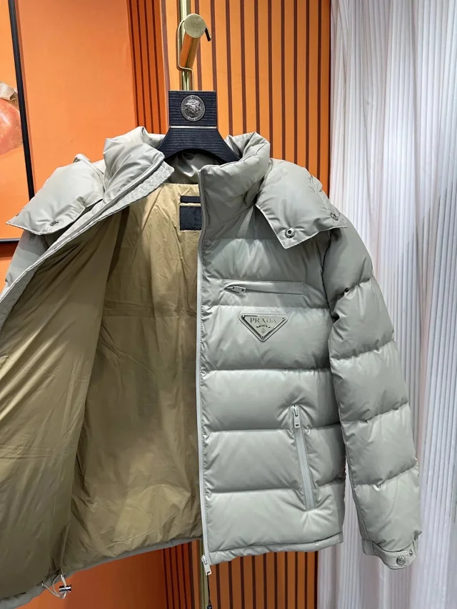Prada Down Jackets product detail image 12