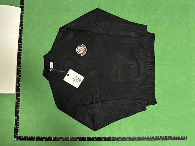 Moncler Knitwear Turtleneck logo-patch knit sweater product detail image 3