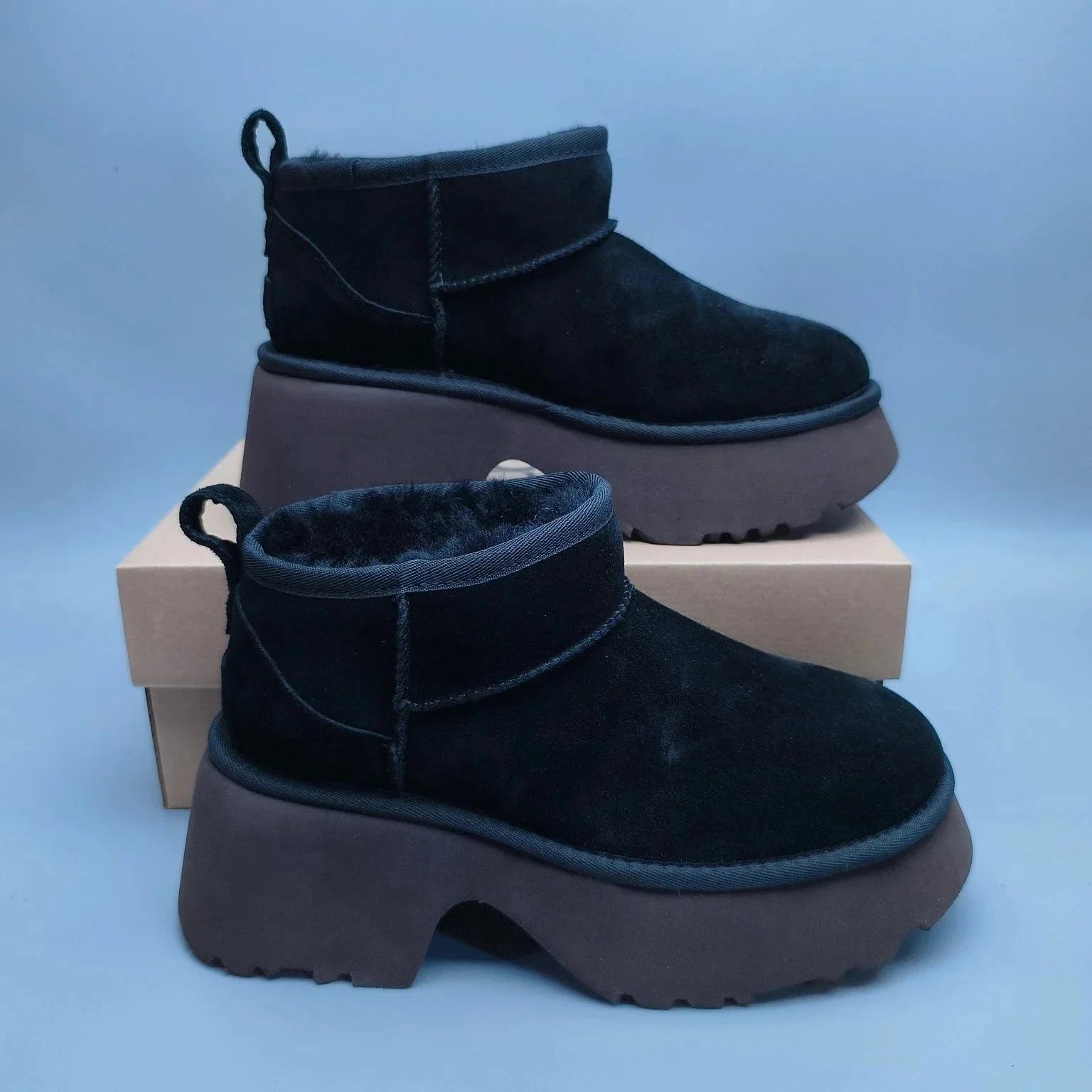 8311-Black
