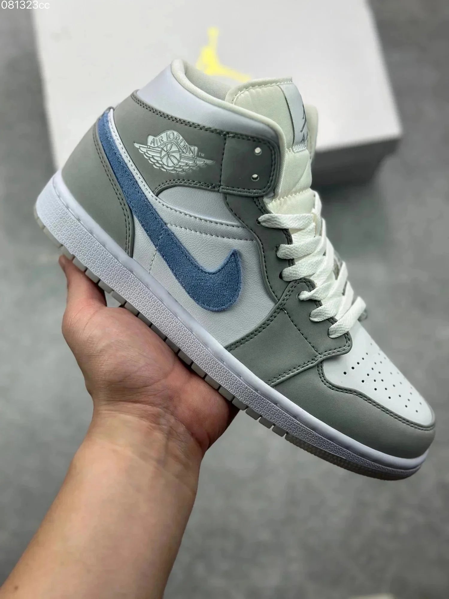 经典百搭休闲运动鞋 02