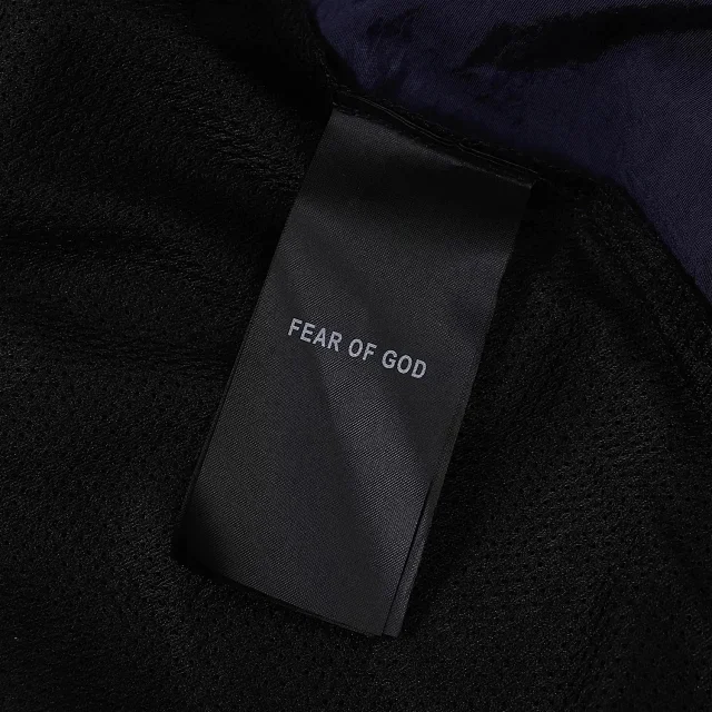 Fear of God Shorts Long Drawstring product detail image 12