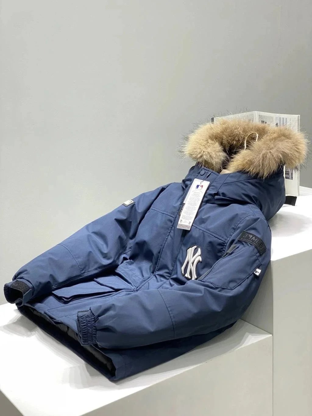 经典百搭时尚羽绒服029