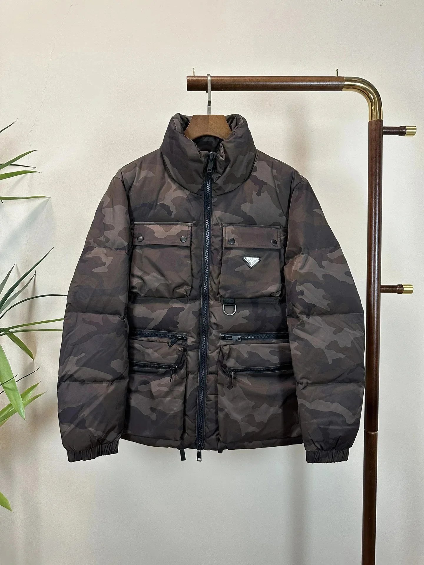 经典百搭时尚羽绒服028