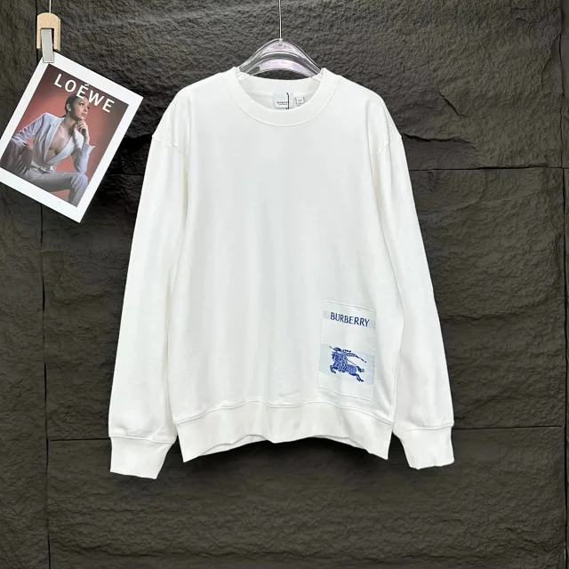 Burberry Hoodies & Sweatshirts Crewneck Sweatshirt product detail image 2
