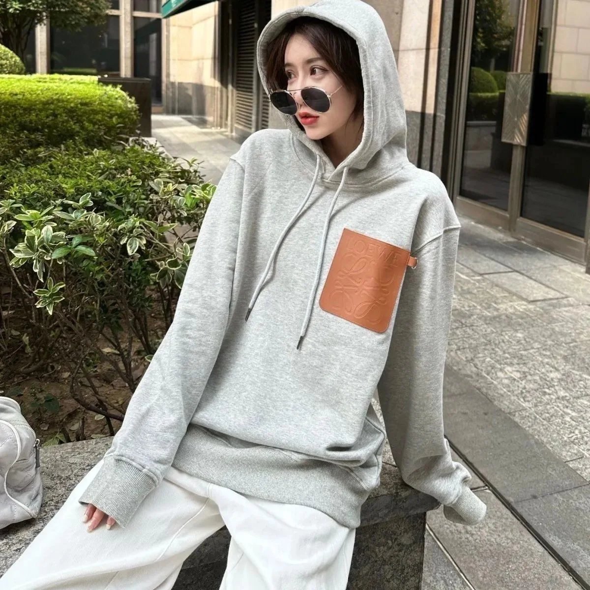 Loewe Hoodies & Sweatshirts Logo-print and leather logo-patch — PDD-LMWY-0178