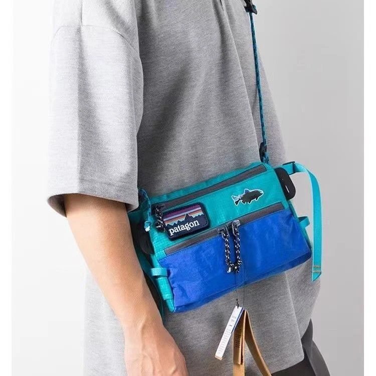 Digital Pionker Mesh Crossbody Bag Black - 2