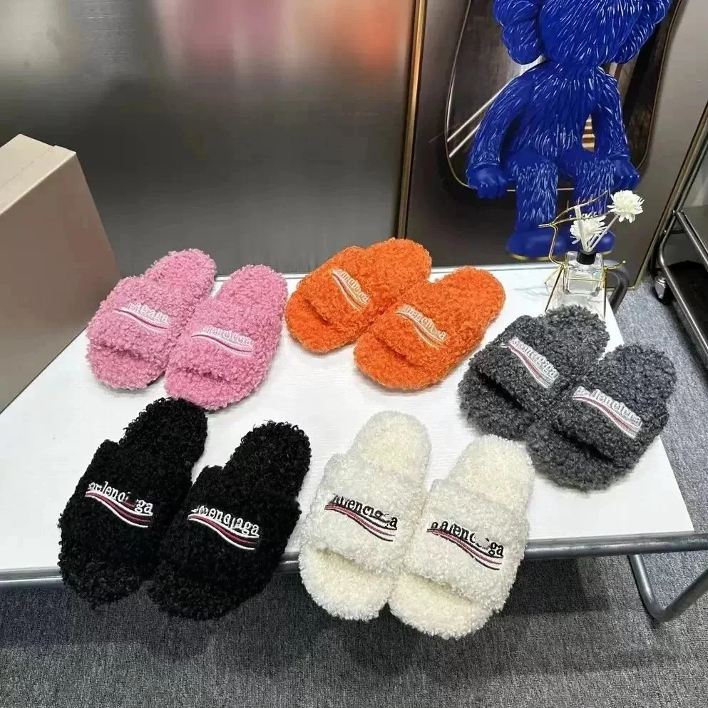 Balenciaga  Furry sl