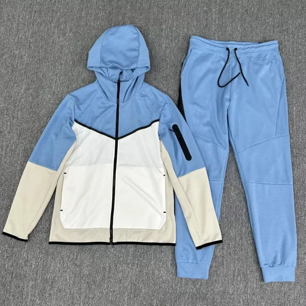 Nike Tech Fleece Gray Full-Zip Hoodie and Jogger Set - 13