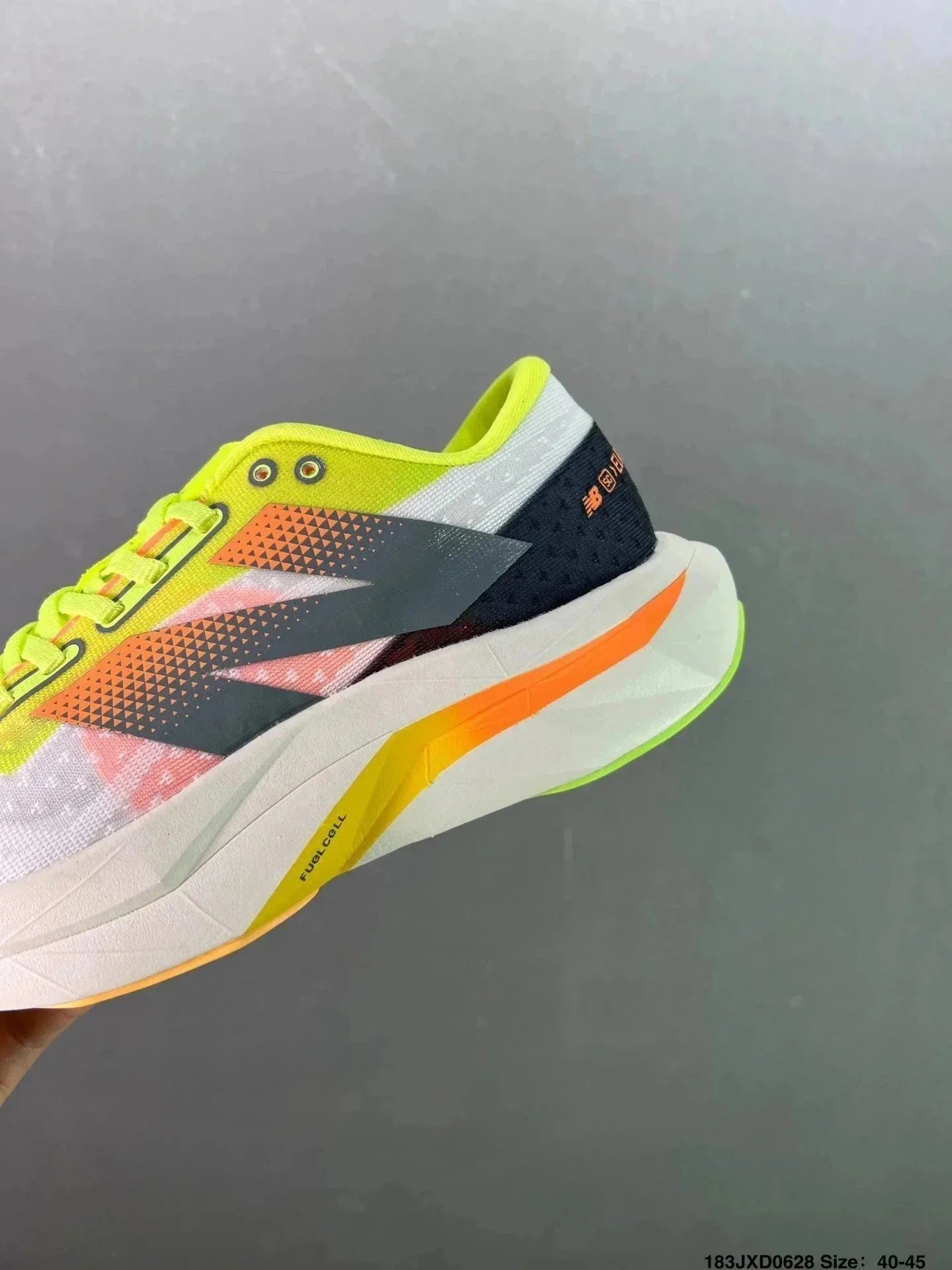 New Balance Sneakers FuelCell Elite image 14
