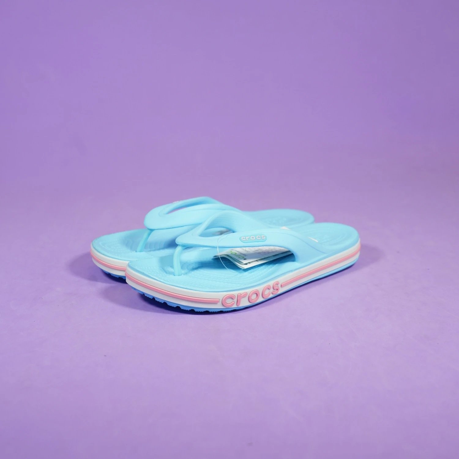 Crocs Classic Flip Yellow Sandals - 4