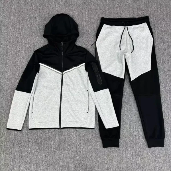 Nike Tech Fleece Gray Full-Zip Hoodie and Jogger Set - 14