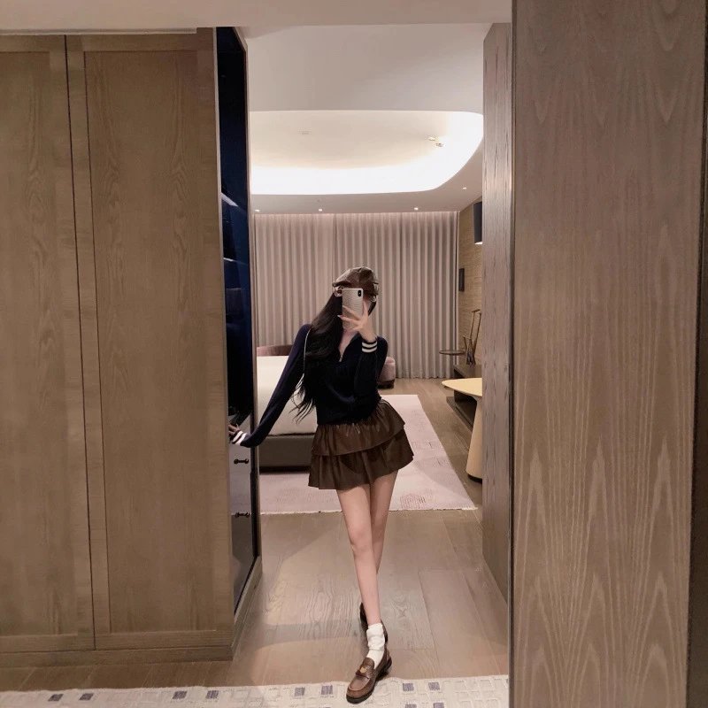 Black Long Sleeve Top Brown Tiered Skirt Casual Outfit