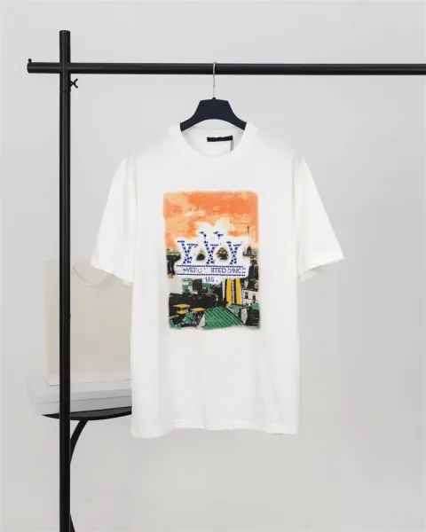 Louis Vuitton Le Monde Est À Nous White T-Shirt - 4