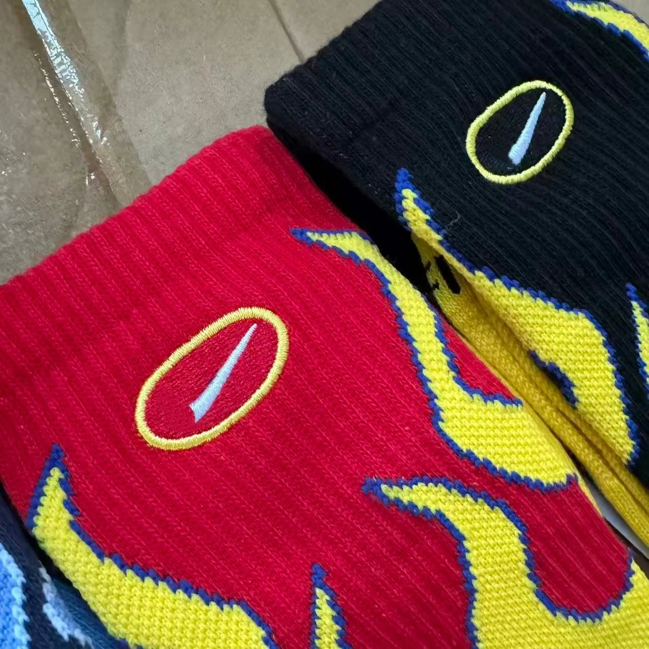 Design Flame Print Crew Socks Blue - 4