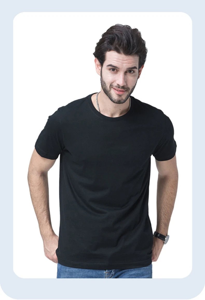 Nike Small Swoosh Black T-Shirt - 19