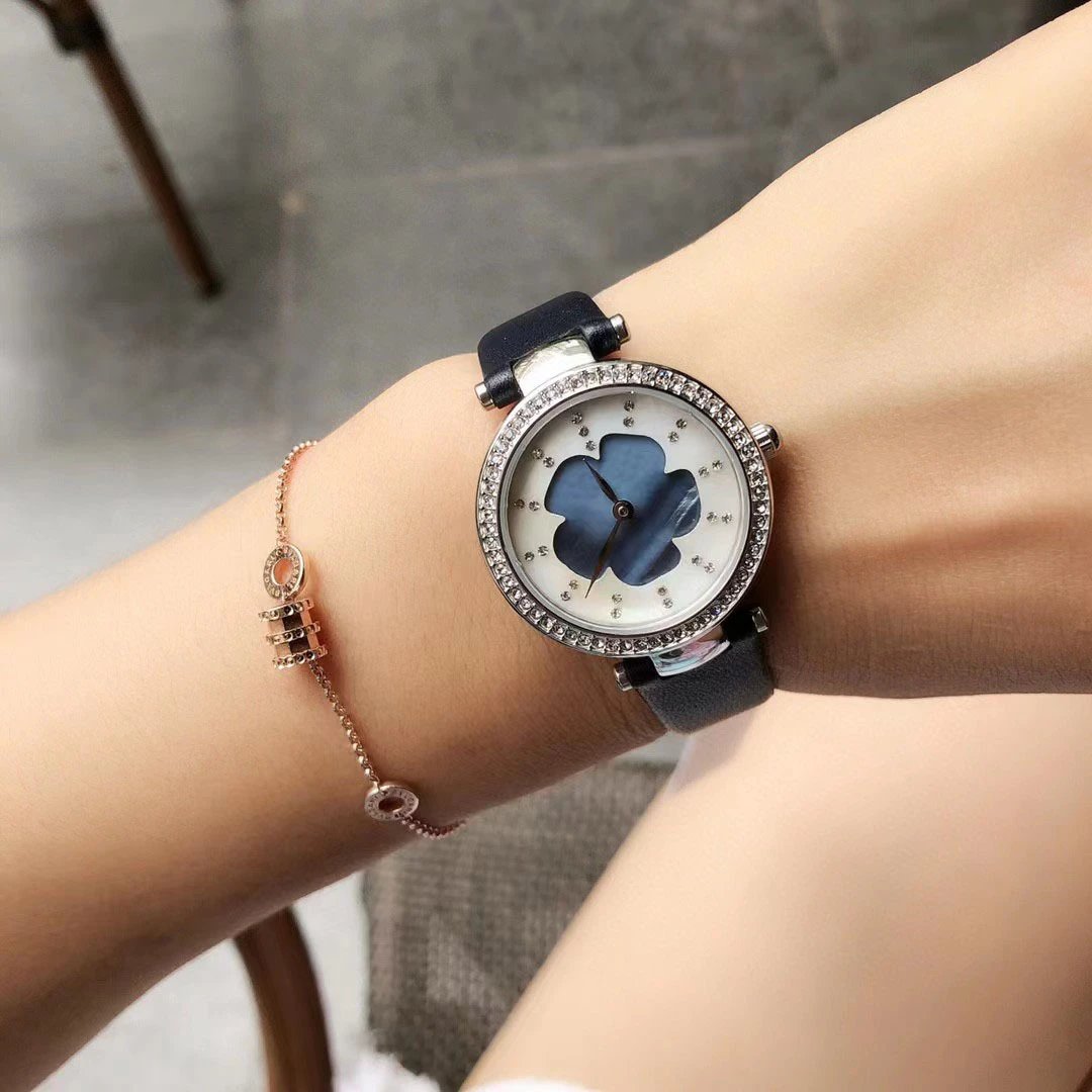 Design Floral Dial Crystal-Embellished Rose Gold Watch Gray Strap Watches - 5