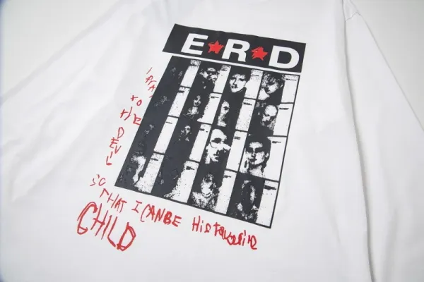 Design e.r.d Proper Homemaking Long Sleeve T-Shirt Black T-Shirts - 17