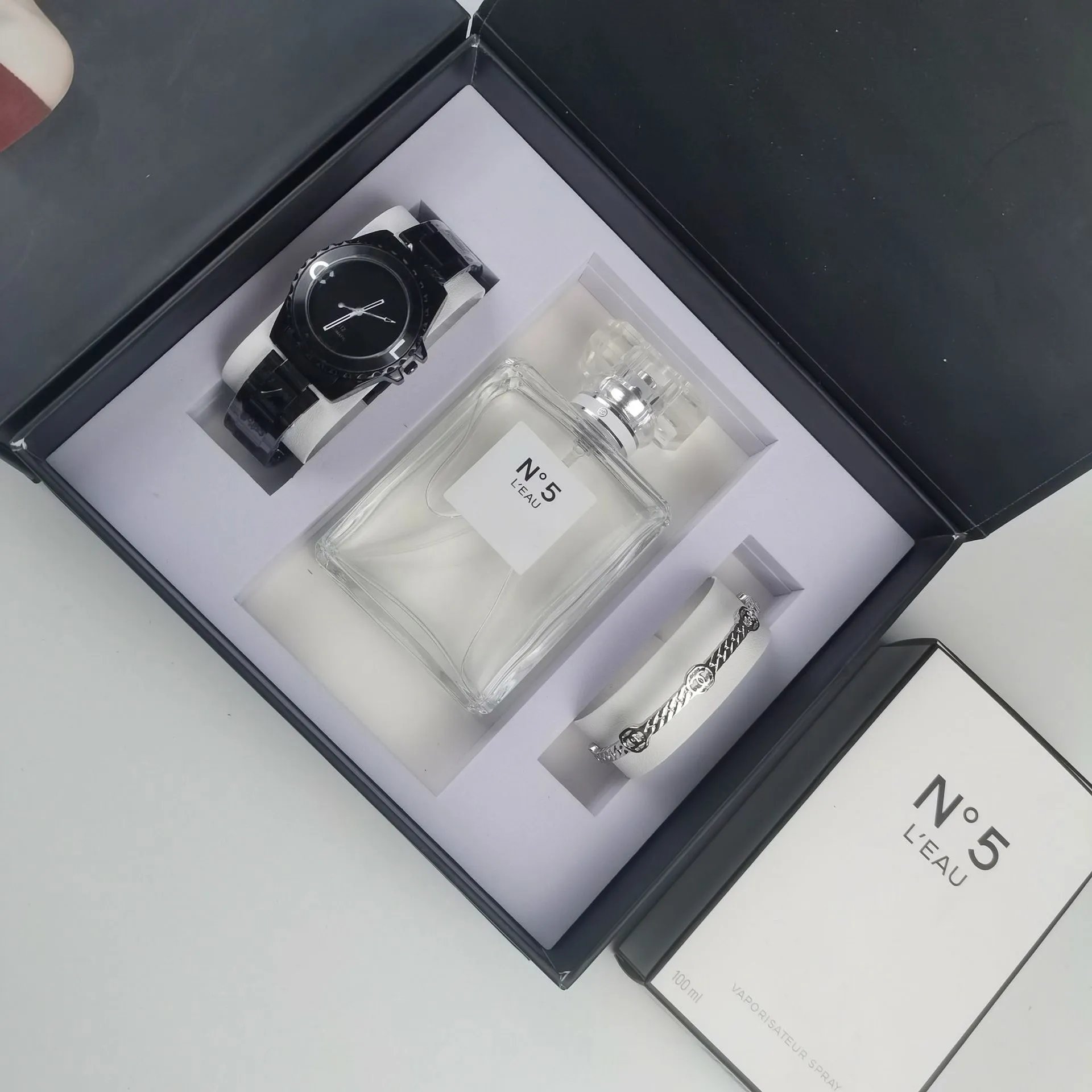 Chanel N°5 L'Eau Perfume Set with Silver-Tone Watch and Bracelet - 5